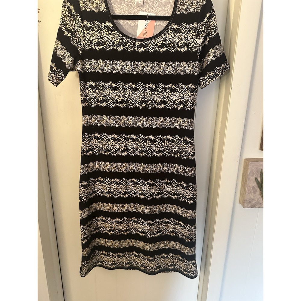 Women PENCIL STRETCH Dress Size Medium Bodycon Stretch Black NWT
